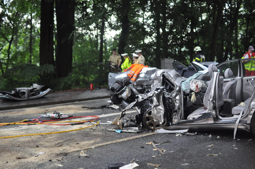 Schwerer VU Leichlingen L294  beide Fahrer verstorben P48.JPG